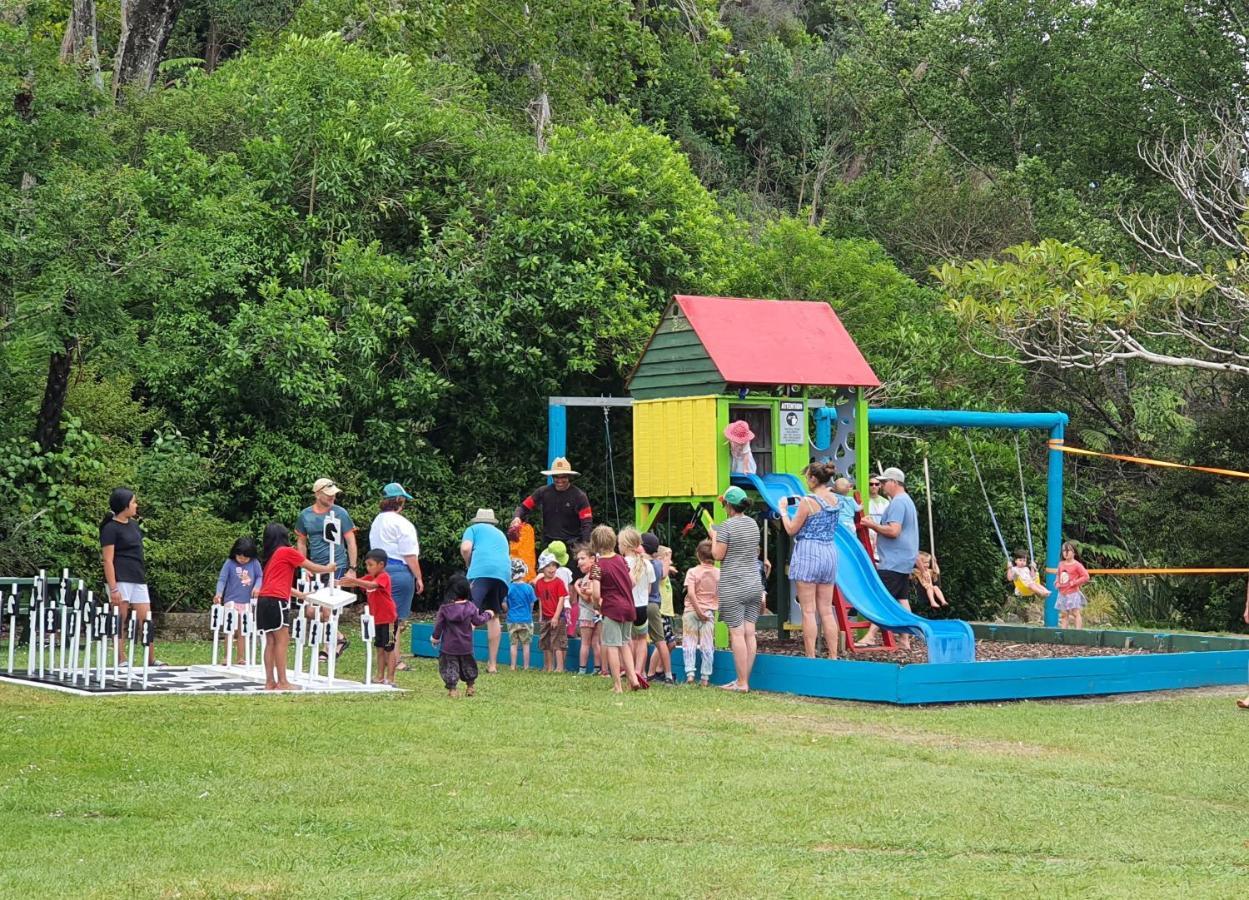 Golden Bay Holiday Park Onekaka Eksteriør billede